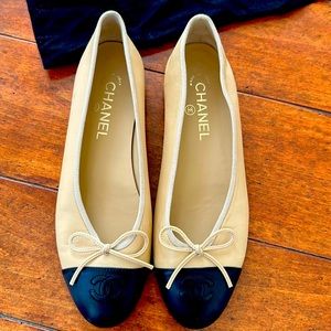 CHANEL ballet flats. Made in Italy. Size 39.